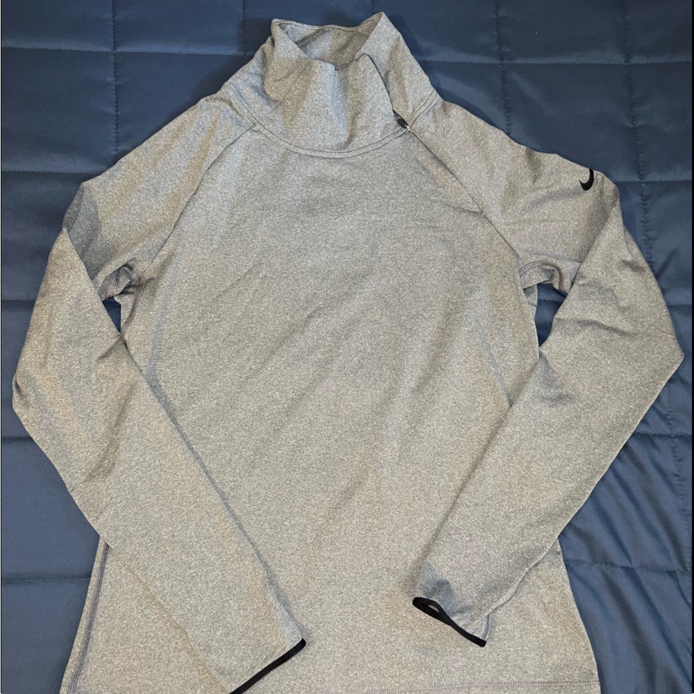 Nike Pullover